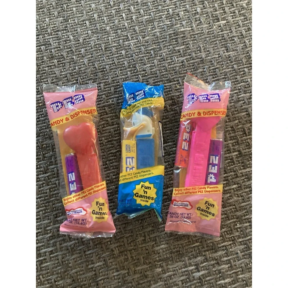 Disney PEZ Lot Donald Duck Hearts Sealed Candy Dispensers Vintage Packaging